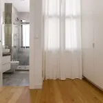 Center Garden Luxury Apartment
