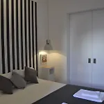 Center Garden Luxury Apartment