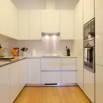 Center Garden Luxury Apartment Lisbon