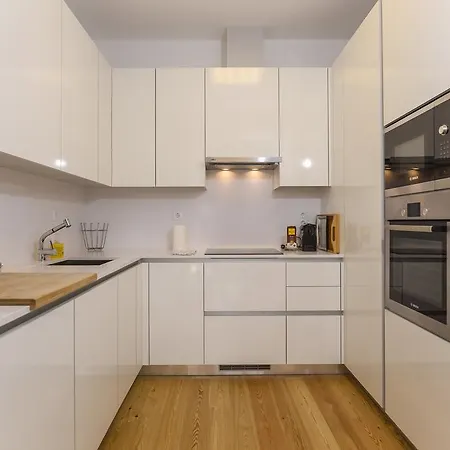 Center Garden Luxury *