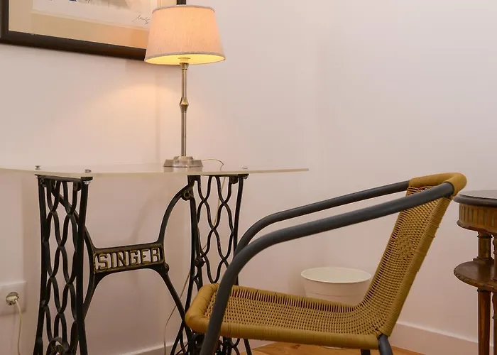 Apartment Center Garden Luxury Apartment Lisbon