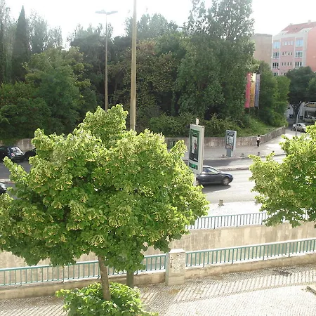 Center Garden Luxury Apartment Lisbon