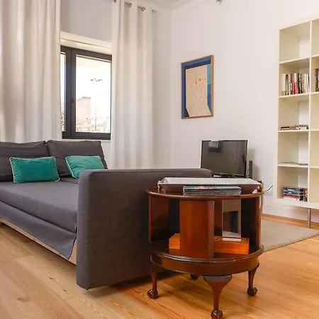 Center Garden Luxury Apartment